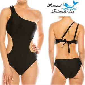 NWOT Mermaid Swimwear Black 1pc One Shoulder Monokini